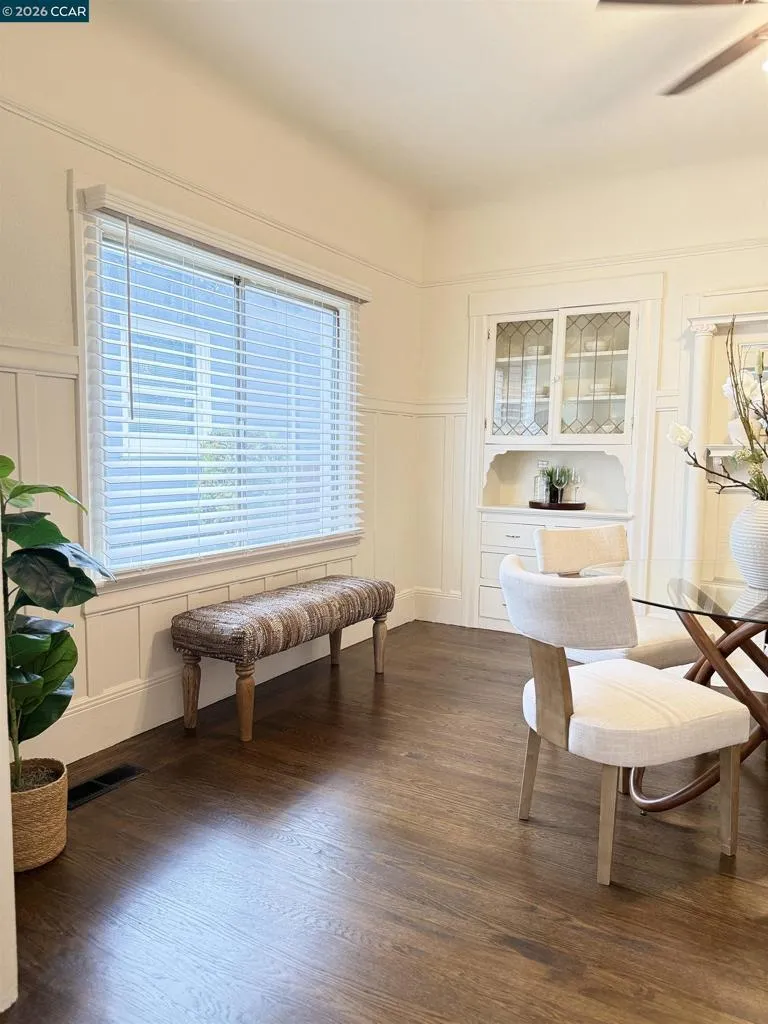 829 Aileen St Oakland, CA 94608