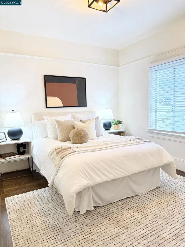 829 Aileen St Oakland, CA 94608