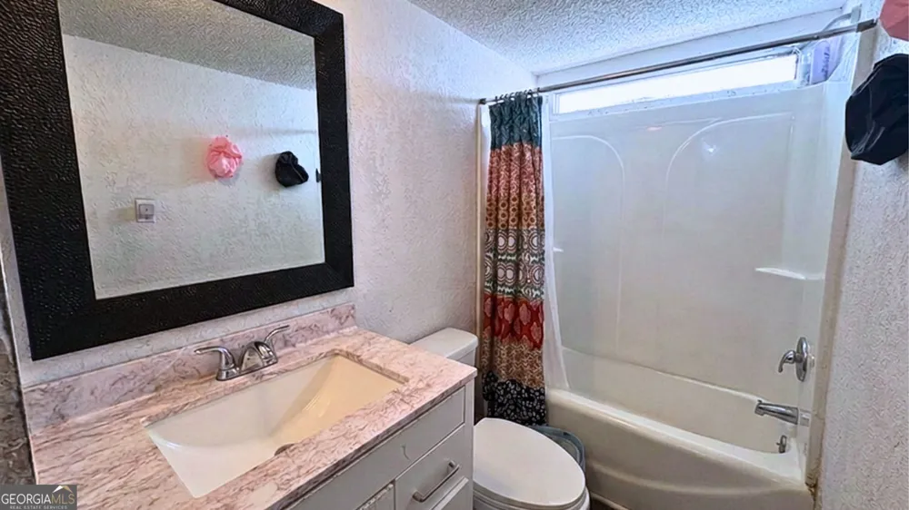 57 Cherokee DR Austell, GA 30168