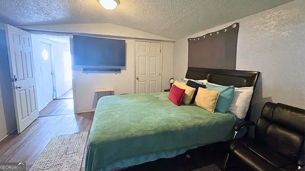 57 Cherokee DR Austell, GA 30168