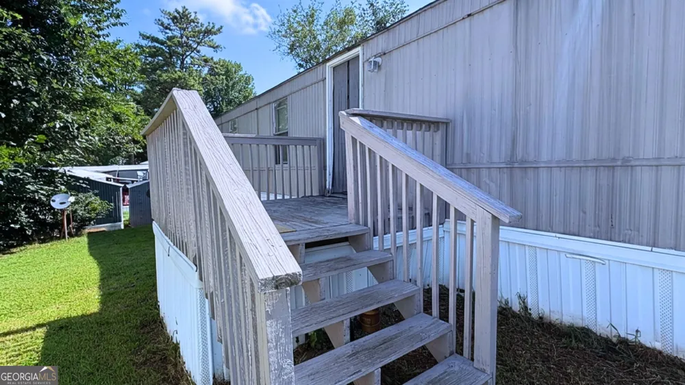 57 Cherokee DR Austell, GA 30168