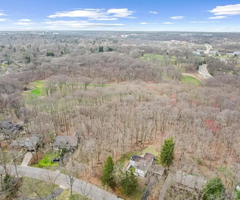 3081 Overridge Drive Ann Arbor, MI 48104