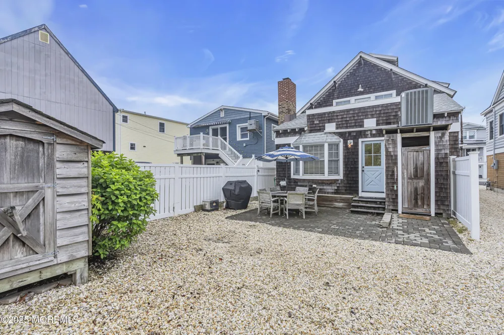 196 3rd Avenue Manasquan, NJ 08736