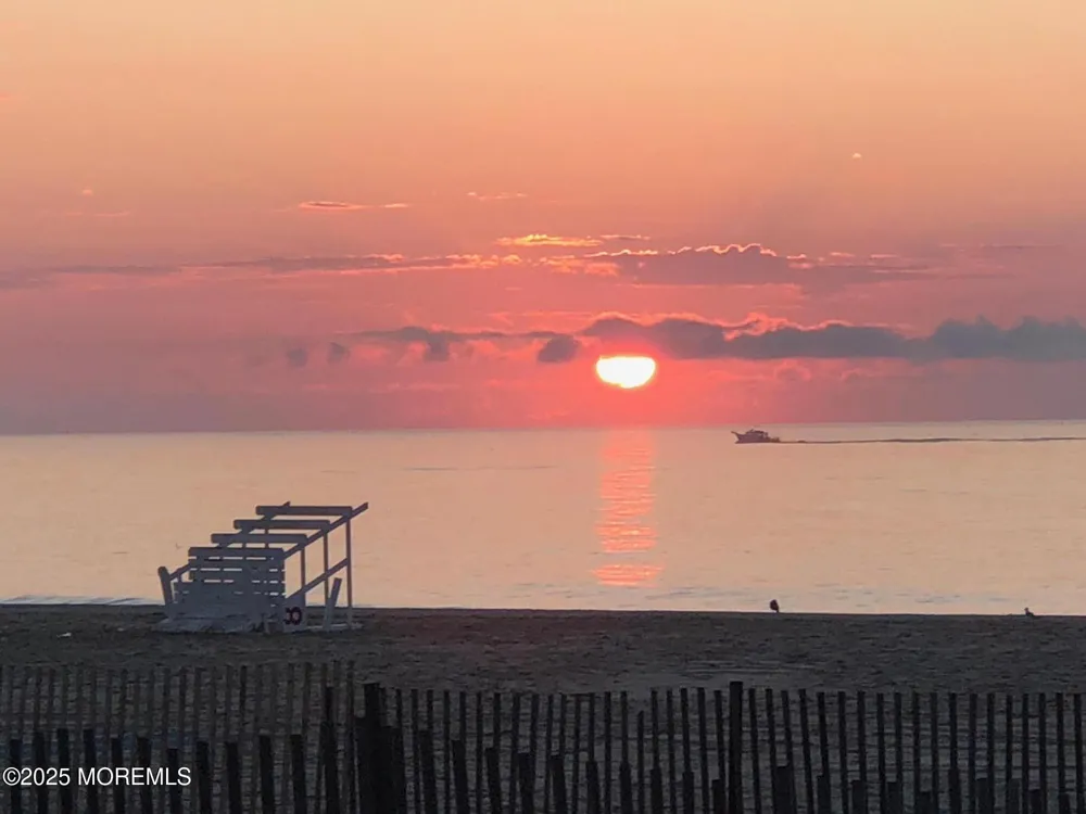 196 3rd Avenue Manasquan, NJ 08736