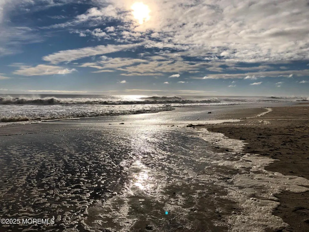 196 3rd Avenue Manasquan, NJ 08736