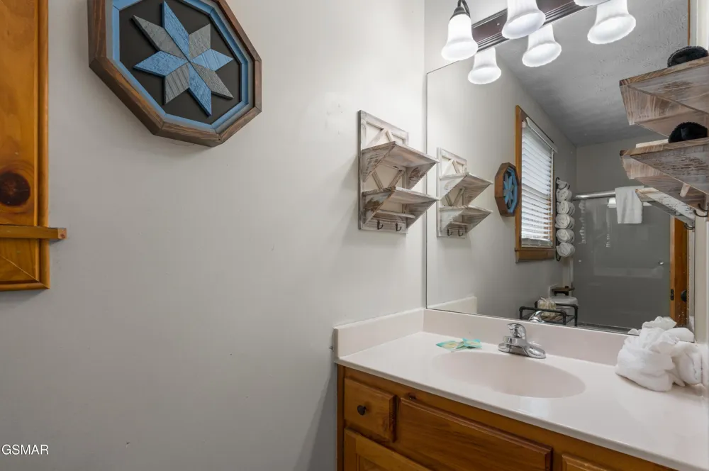 3629 Country Pines Way Sevierville, TN 37876