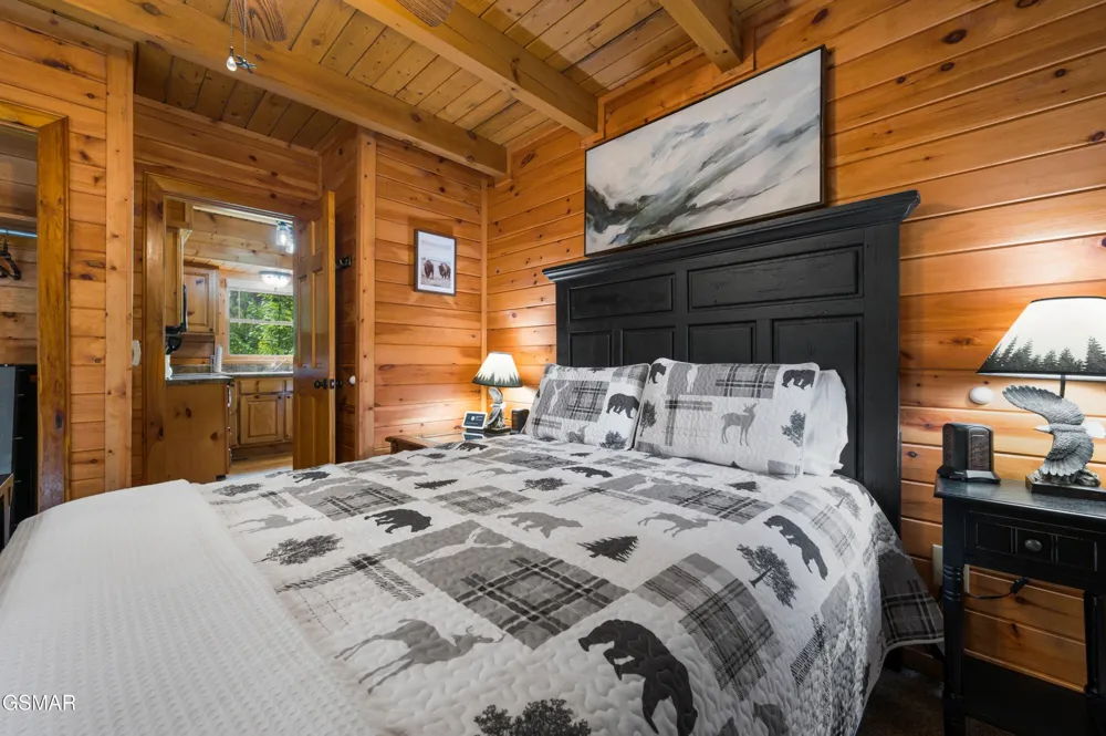 3629 Country Pines Way Sevierville, TN 37876