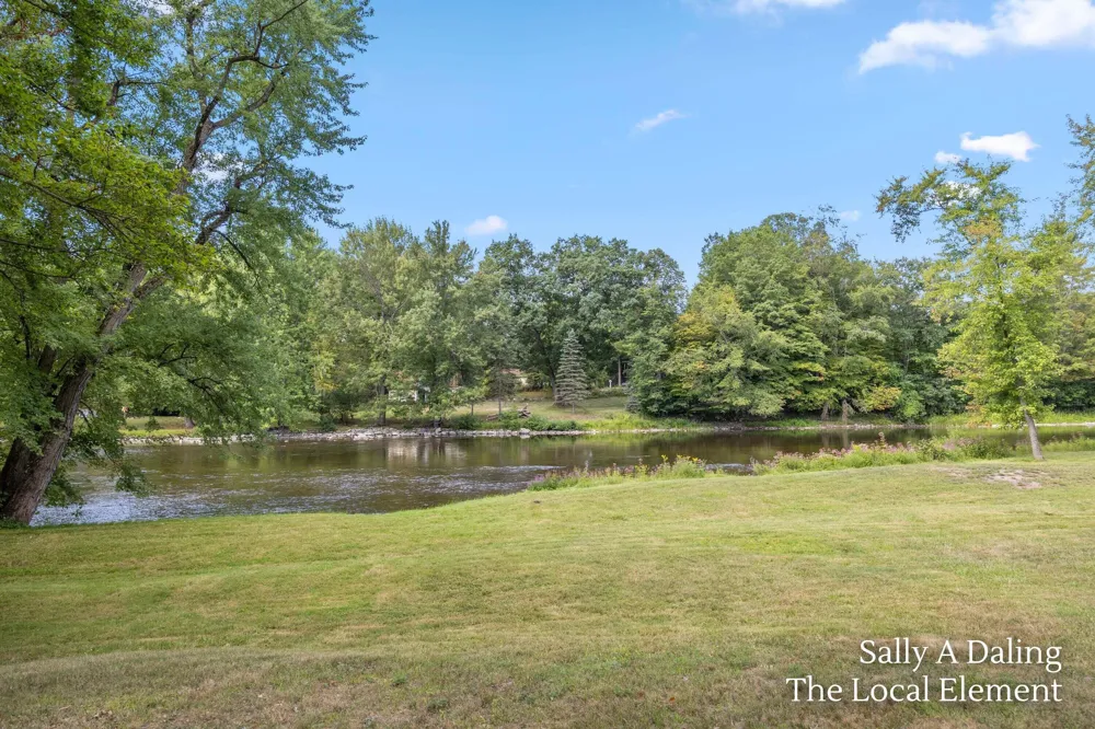 3365 Riverview Drive Hersey, MI 49639