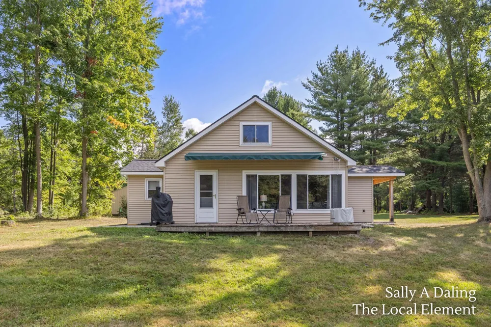 3365 Riverview Drive Hersey, MI 49639