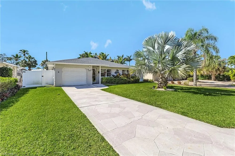 116 1st Street Bonita Springs, FL 34134