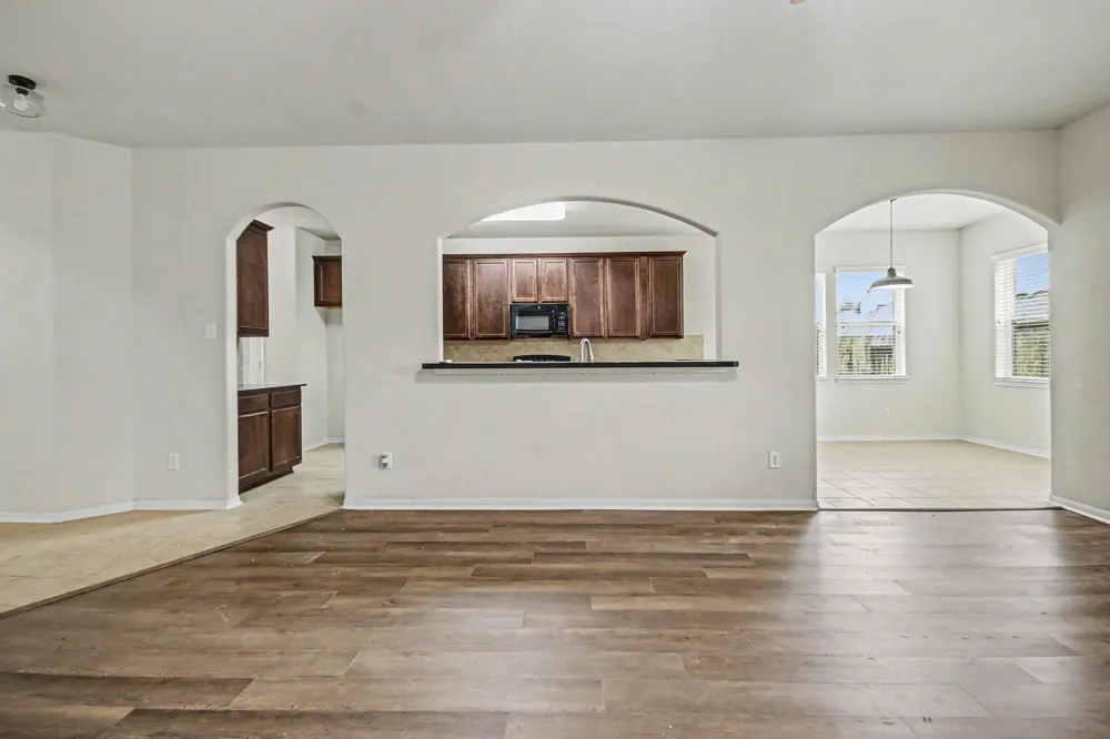 1439 Barras Street Alvin, TX 77511