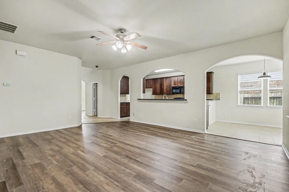 1439 Barras Street Alvin, TX 77511