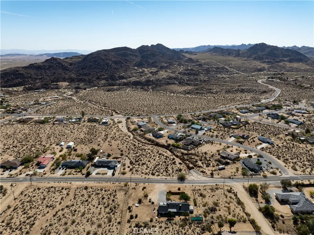 7455 Sunset Road Joshua Tree, CA 92252