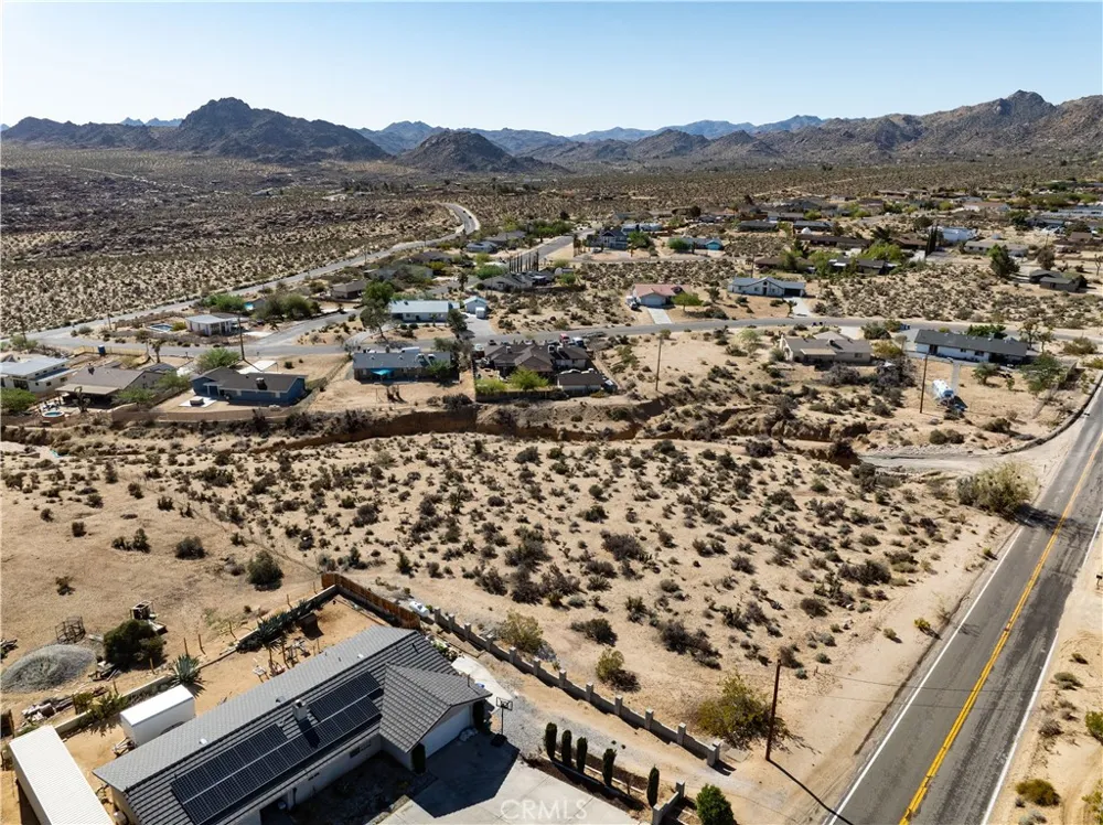 7455 Sunset Road Joshua Tree, CA 92252