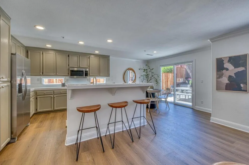 4 Rhode Island Circle Salinas, CA 93905
