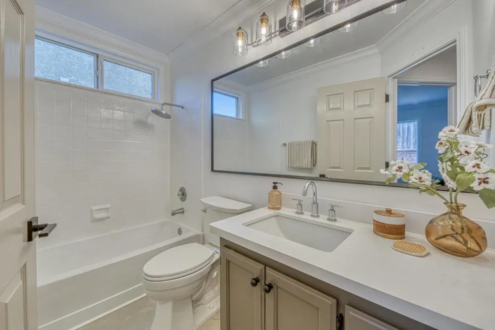 4 Rhode Island Circle Salinas, CA 93905