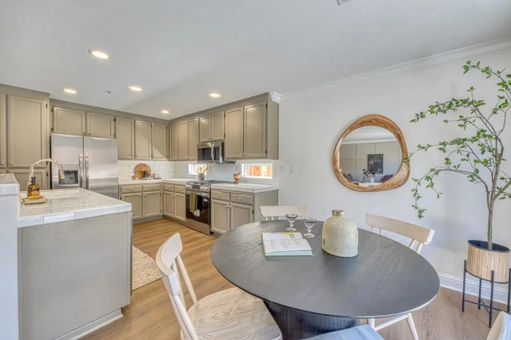 4 Rhode Island Circle Salinas, CA 93905