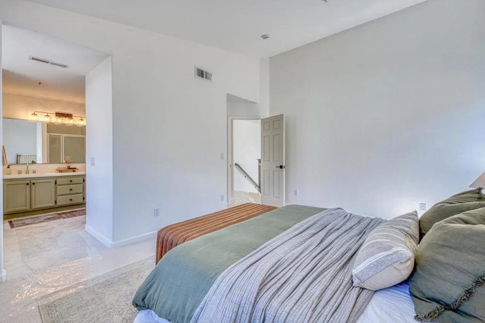 4 Rhode Island Circle Salinas, CA 93905