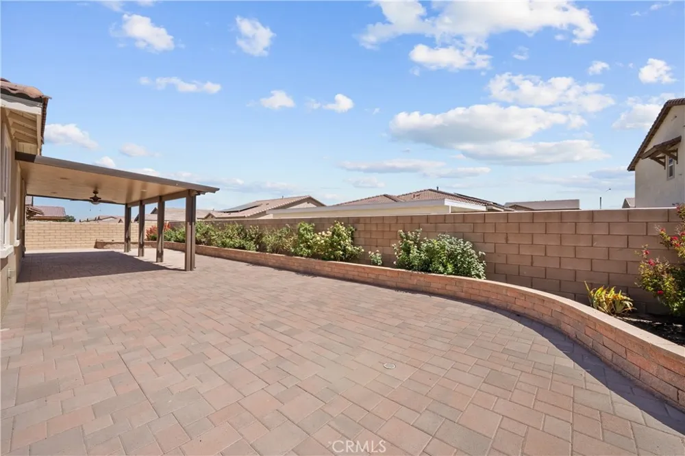 37846 Sunnyvale Lane Palmdale, CA 93552