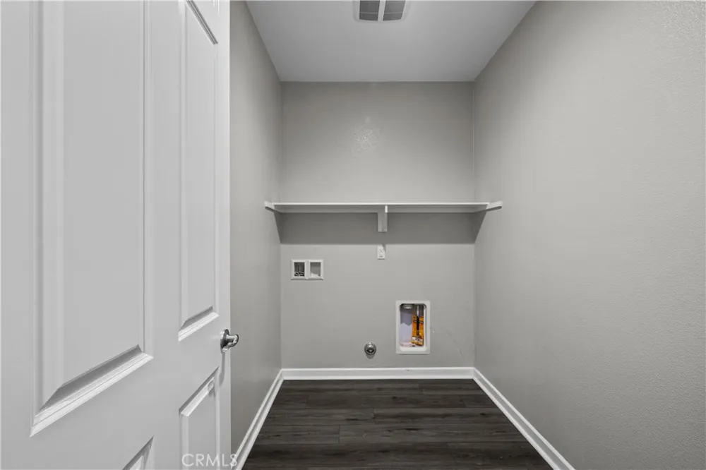 37846 Sunnyvale Lane Palmdale, CA 93552