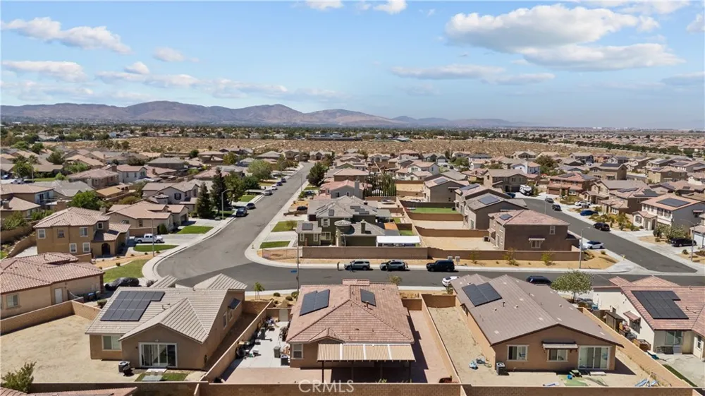 37846 Sunnyvale Lane Palmdale, CA 93552