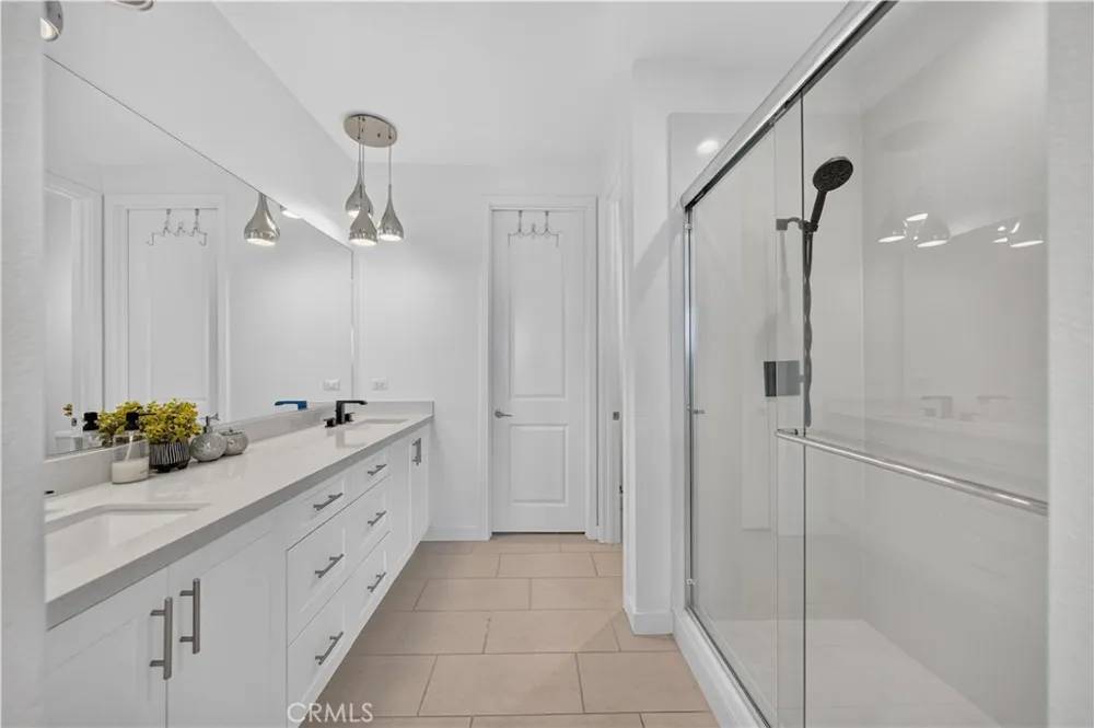 12910 Oliana Drive La Mirada, CA 90638