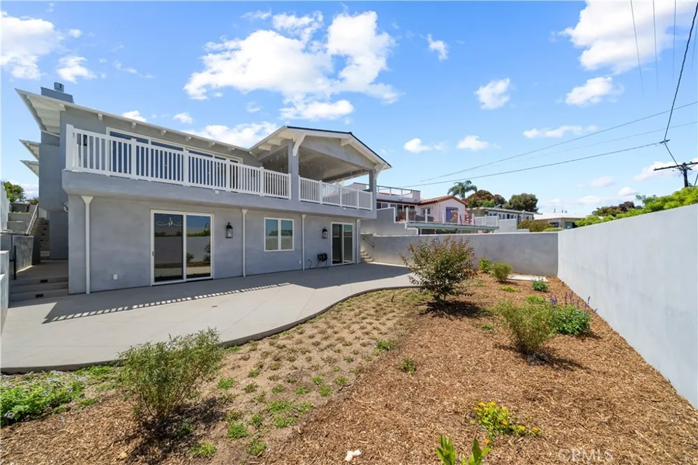 101 Via Colusa Torrance, CA 90277