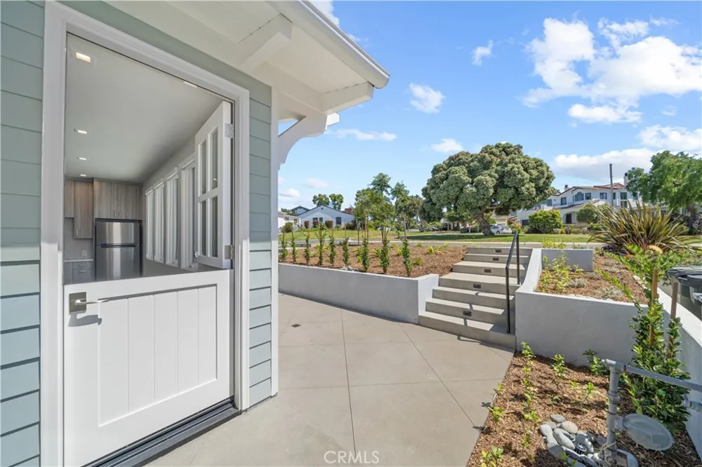 101 Via Colusa Torrance, CA 90277