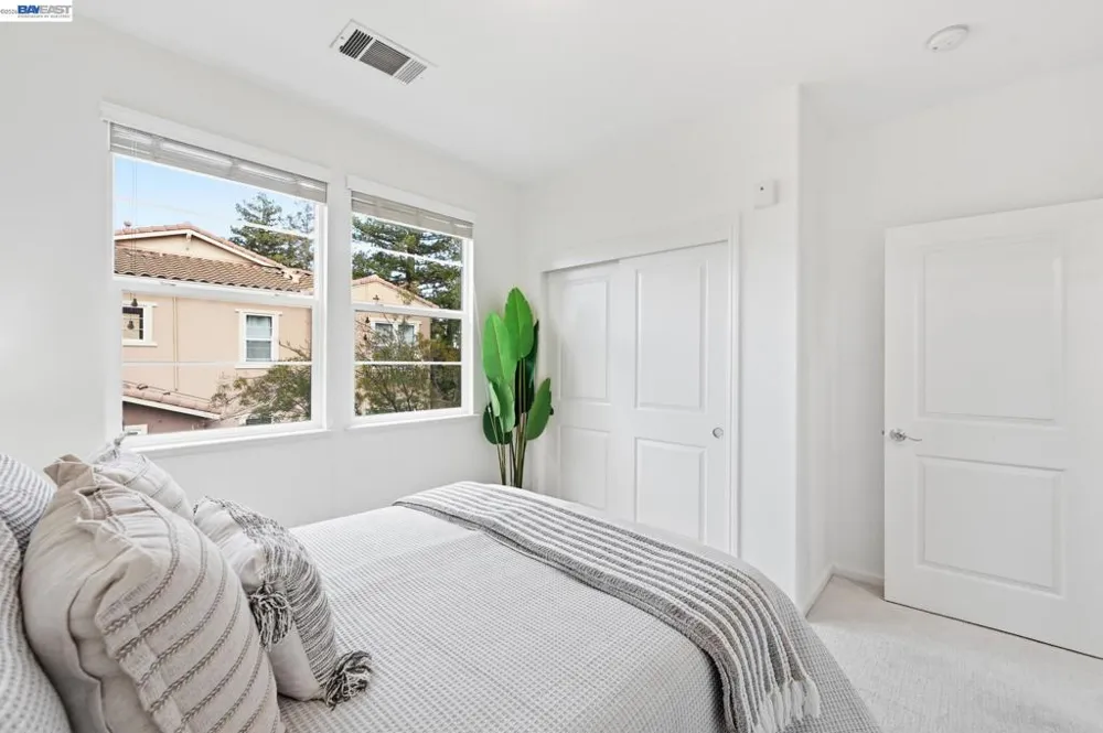 4822 Portola Redwood Ln San Jose, CA 95124