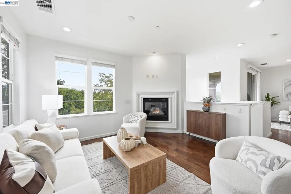 4822 Portola Redwood Ln San Jose, CA 95124