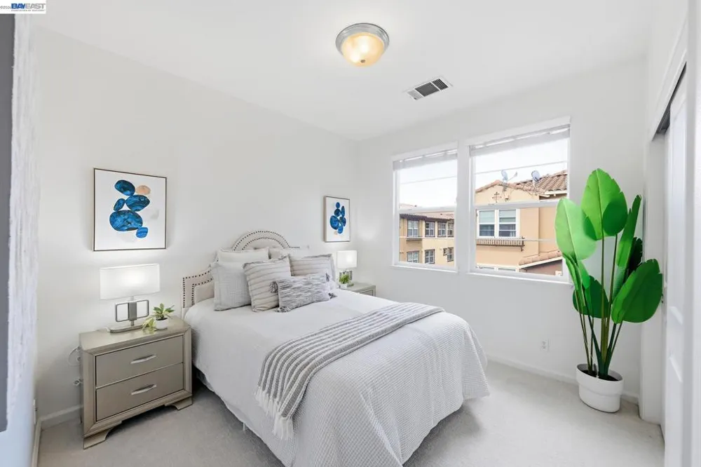 4822 Portola Redwood Ln San Jose, CA 95124