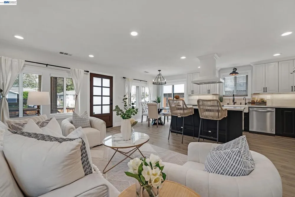 1861 Linden St Livermore, CA 94551