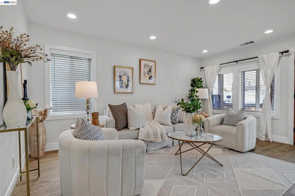 1861 Linden St Livermore, CA 94551
