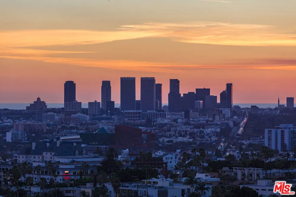 1 Electra Court Los Angeles, CA 90046