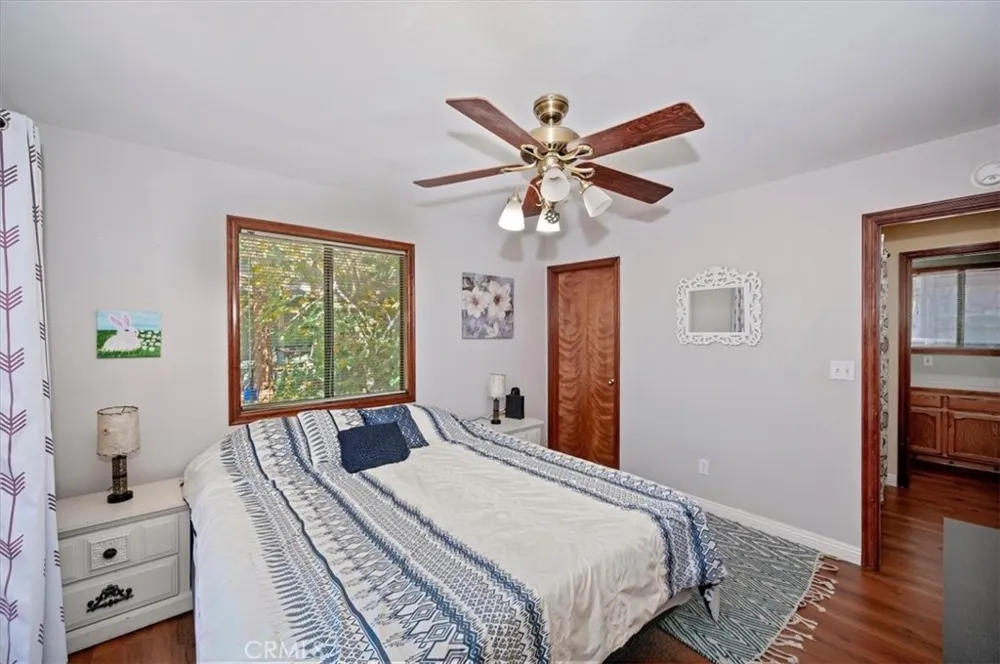 920 Arbula Crestline, CA 92325