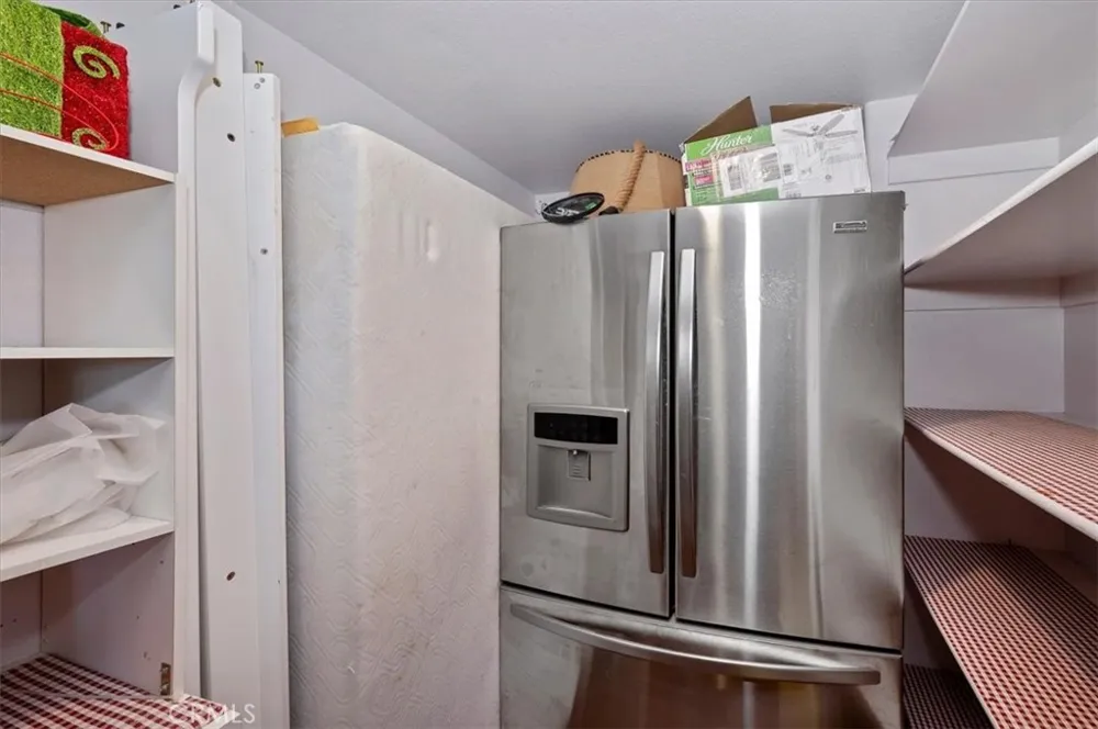 920 Arbula Crestline, CA 92325
