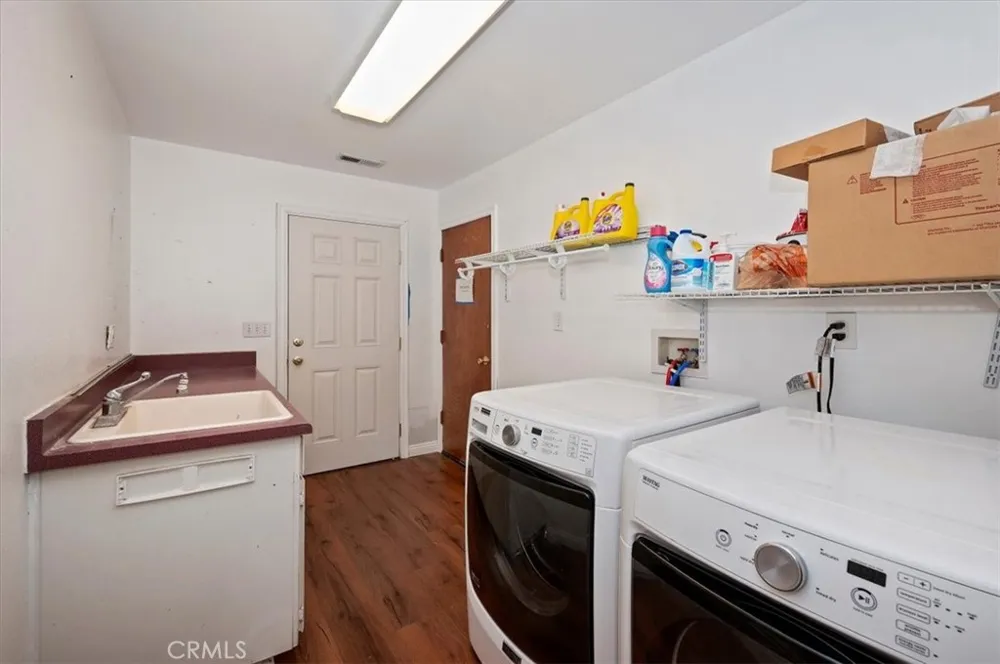 920 Arbula Crestline, CA 92325