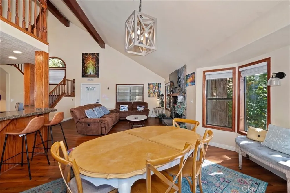 920 Arbula Crestline, CA 92325