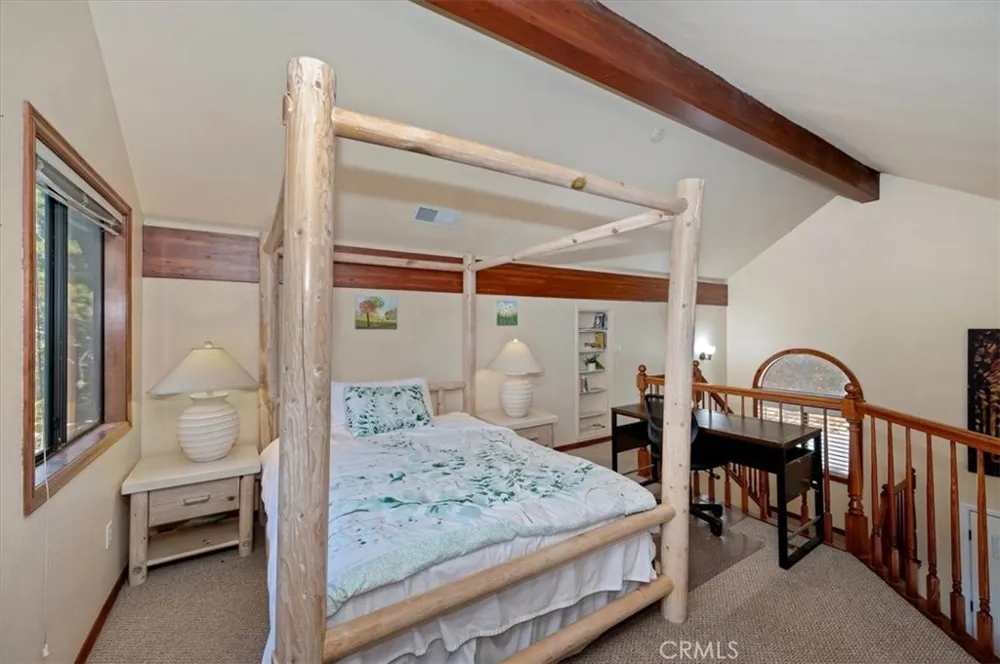 920 Arbula Crestline, CA 92325