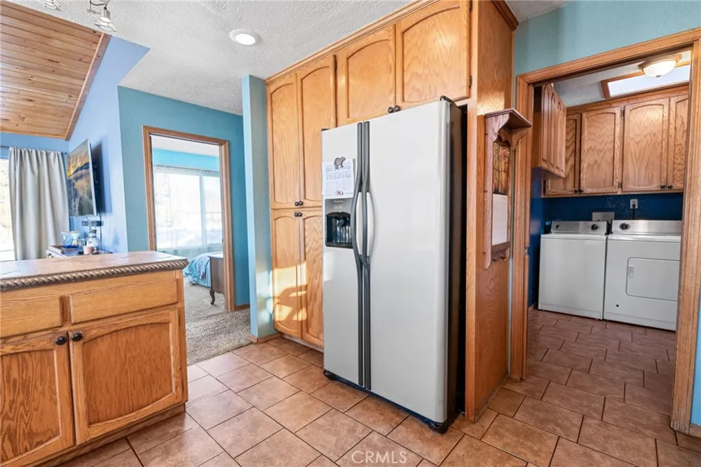 1210 Crestwood Big Bear City, CA 92314