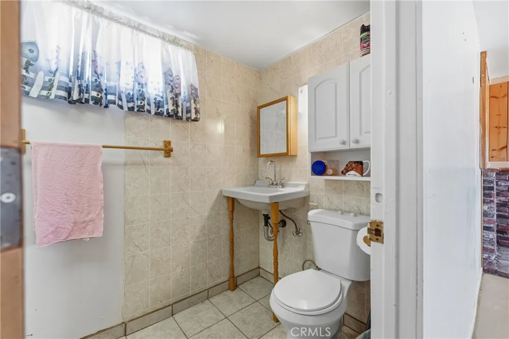 7675 Poppy Boulevard California City, CA 93505