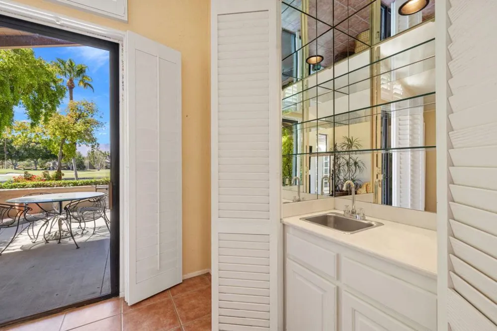 171 Bouquet Canyon Drive Palm Desert, CA 92211