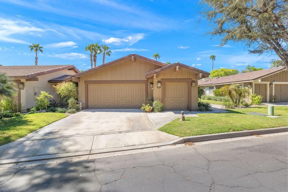 171 Bouquet Canyon Drive Palm Desert, CA 92211