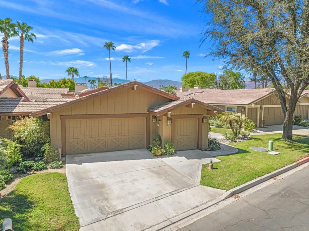 171 Bouquet Canyon Drive Palm Desert, CA 92211