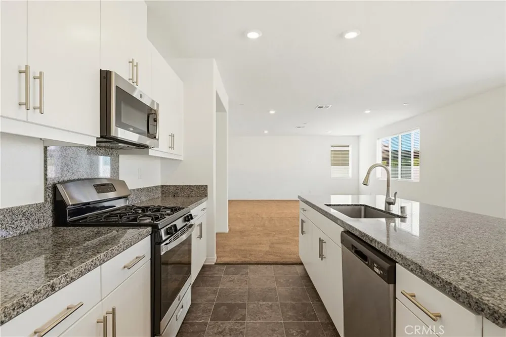 27215 Lost Palm Menifee, CA 92585