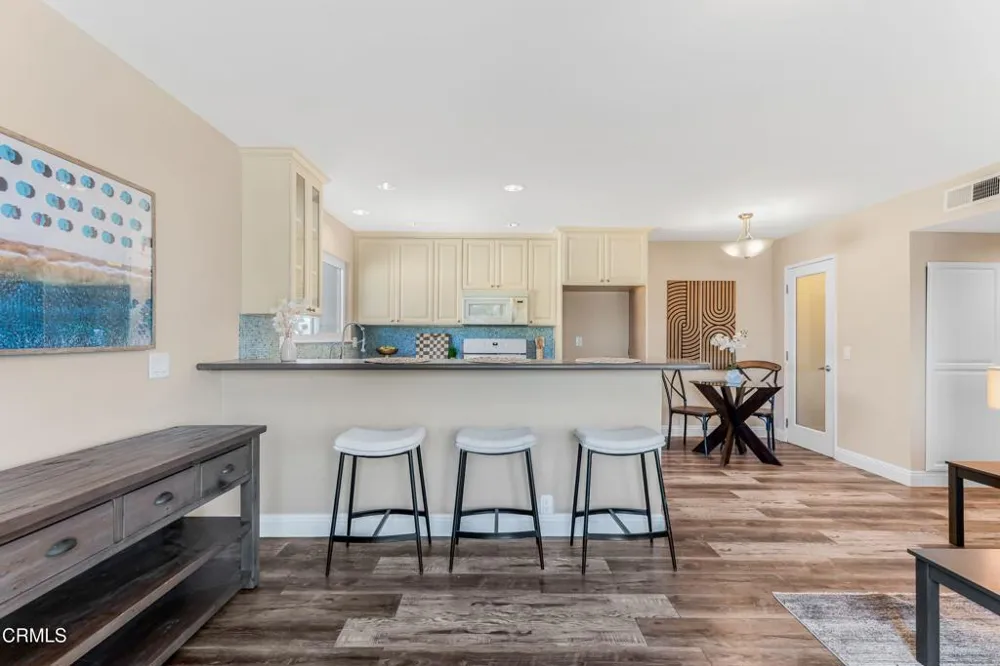 3051 E Harbor Ventura, CA 93001
