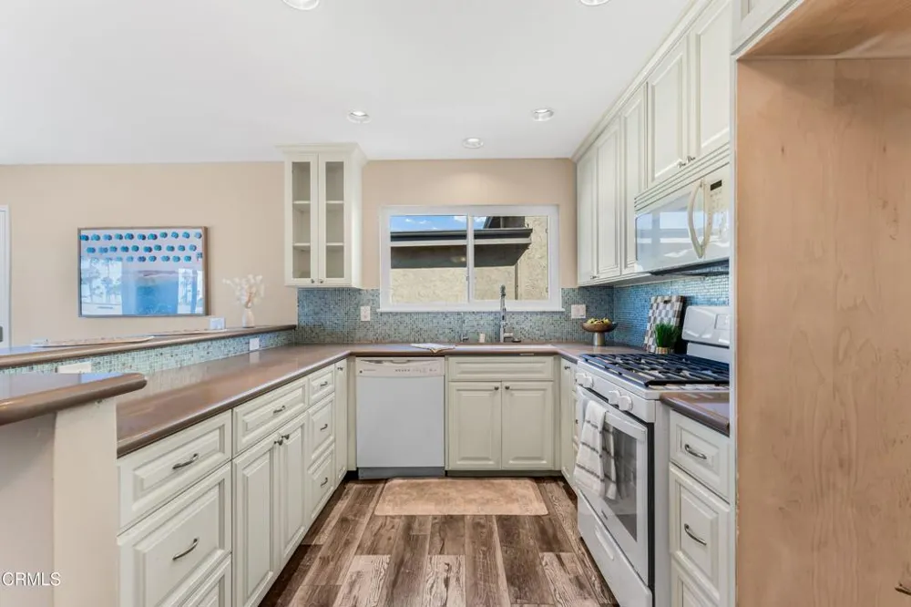 3051 E Harbor Ventura, CA 93001