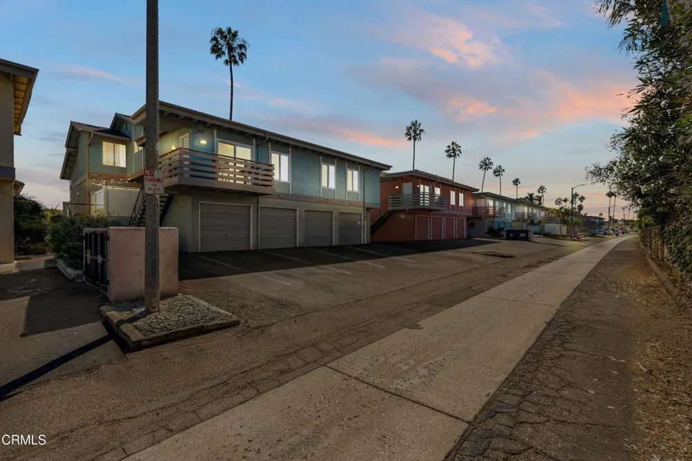 3051 E Harbor Ventura, CA 93001