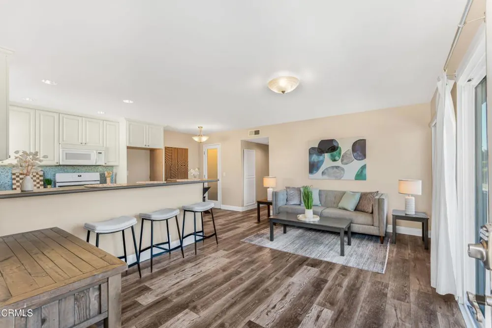 3051 E Harbor Ventura, CA 93001