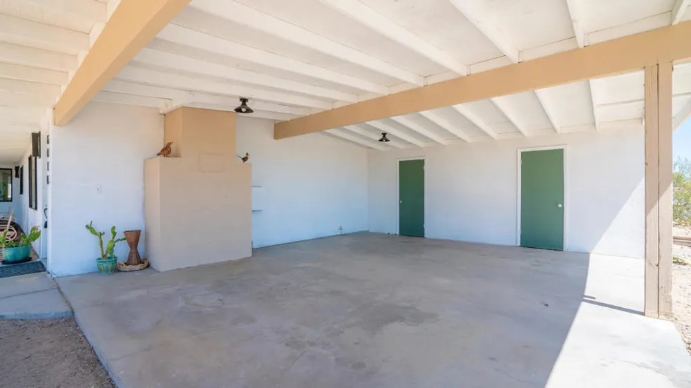 6010 Ocotillo Avenue 29 Palms, CA 92277